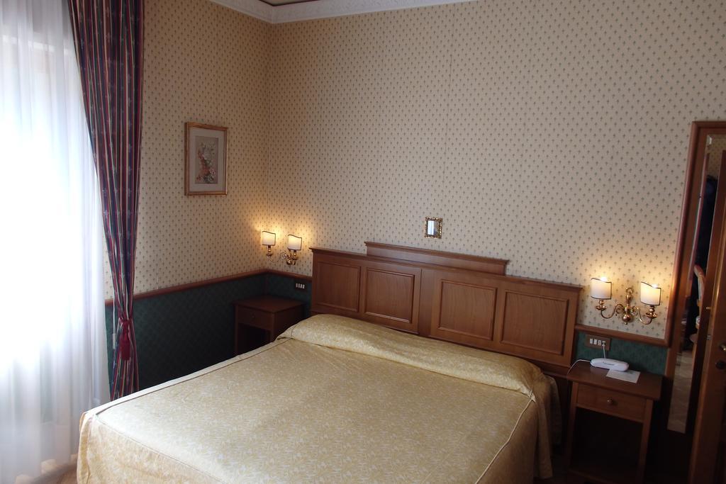 Villa Belvedere Florenz Zimmer foto